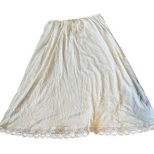 Vintage Deena White w/Lace Trim Half Slip Size Large